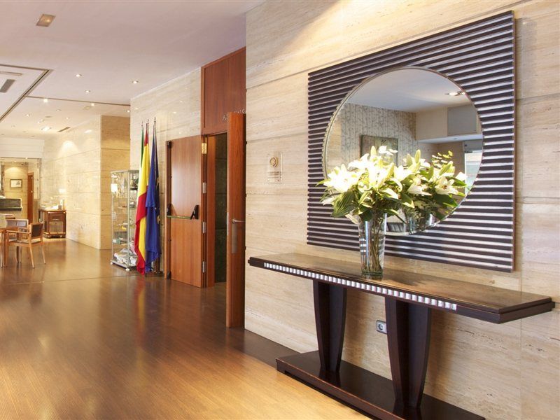 Occidental Granada By Barceló Hotel Exterior foto